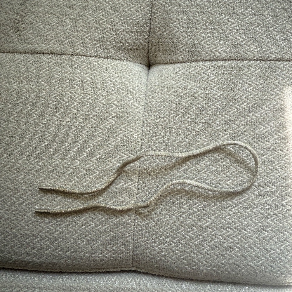 Carolina Bucci bracelet cord